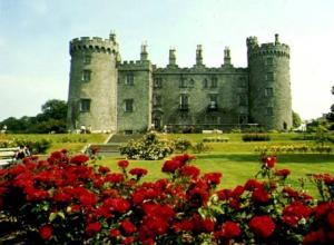 Замок Килкенни – главный символ города на берегу реки Нор Замок килкенни ирландия